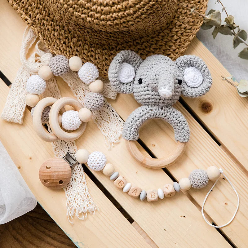 1Pc Baby Teether Wooden Crochet Rattle Toy BPA Free Wood Rodent Rabbit Rattle Baby Mobile Play Gym Newborn Educational Toy Gifts